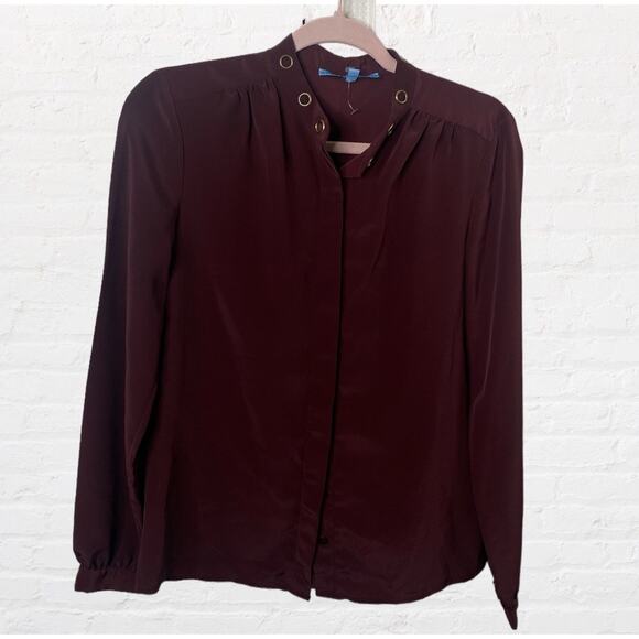ANTONIO MELANI Tops - Antonio Melani blouse with gold accent rings on collar
